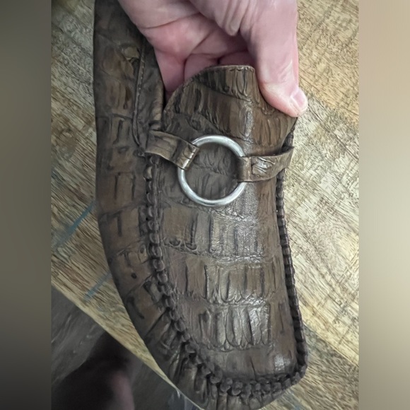 WORN MAYBE TWICE…CROCODILE LIGHT BROWN STEVEN LOAFERS…OLD STEVE MADDEN (VINTAGE) - Picture 1 of 11